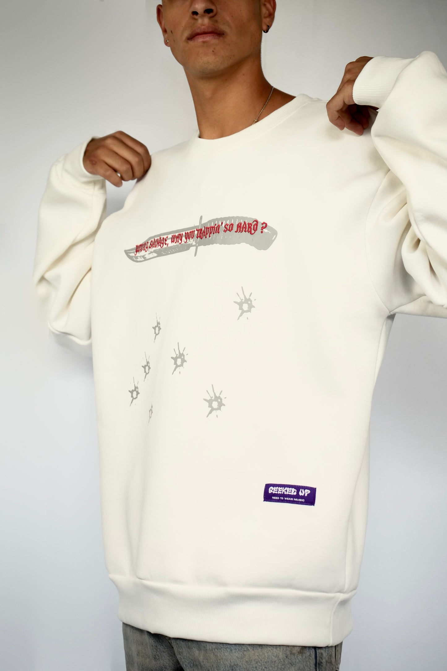 White Sweatshirt - 21
